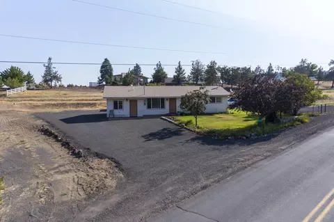 1470 NE Loucks Rd, Madras, OR 97741