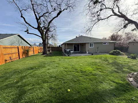Other - 896 Ridgeview Dr, Eagle Point, OR 97524 photo 12 of 16