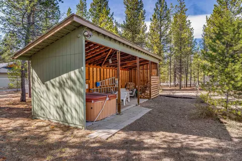 Exterior - 16545 Sprague Loop, La Pine, OR 97739 photo 7 of 12