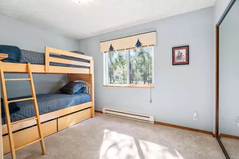 Bedroom - 16545 Sprague Loop, La Pine, OR 97739 photo 3 of 7