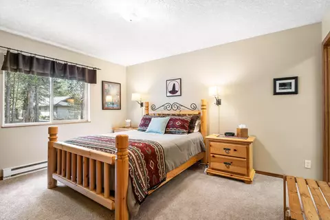Bedroom - 16545 Sprague Loop, La Pine, OR 97739 photo 7 of 7