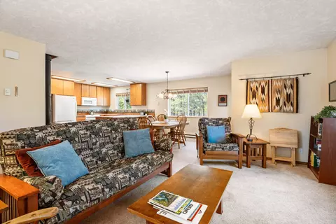 Living - 16545 Sprague Loop, La Pine, OR 97739 photo 5 of 5