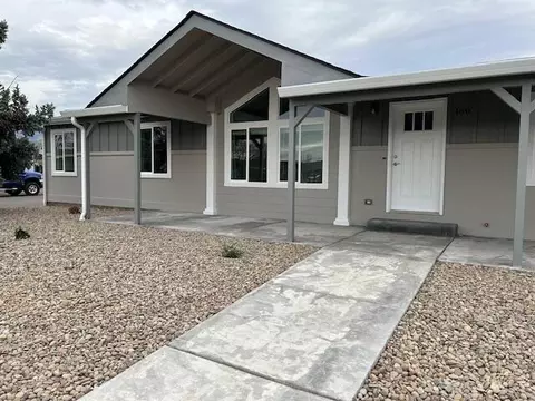 333 Mountain View Dr #160, Talent, OR 97540