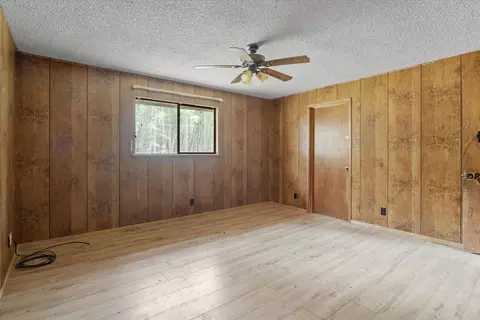 Bedroom - 1245 E Crow Rd, Merlin, OR 97532 photo 1 of 2
