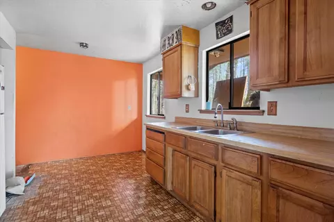Kitchen - 1245 E Crow Rd, Merlin, OR 97532 photo 1 of 1