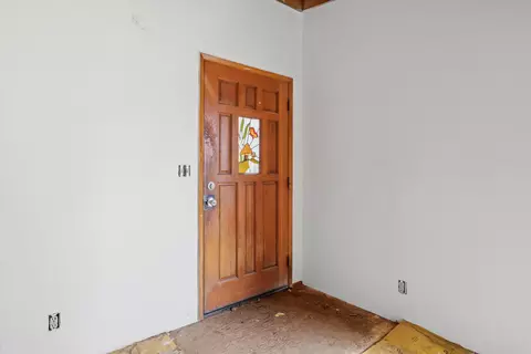 Entry Way - 1245 E Crow Rd, Merlin, OR 97532 photo 2 of 3