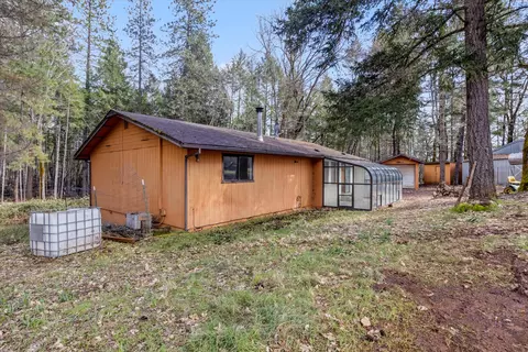 Exterior - 1245 E Crow Rd, Merlin, OR 97532 photo 5 of 11