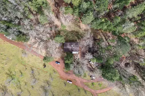 View/Area - 1245 E Crow Rd, Merlin, OR 97532 photo 6 of 10