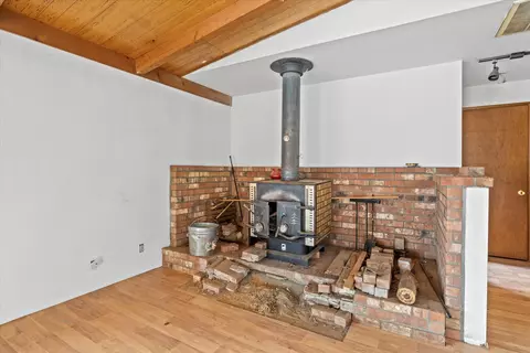Living - 1245 E Crow Rd, Merlin, OR 97532 photo 1 of 2