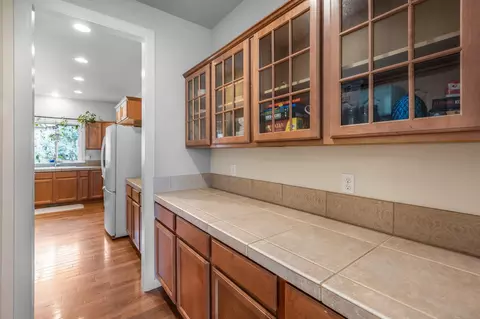 Kitchen - 19574 Meadowbrook Dr, Bend, OR 97702 photo 6 of 6
