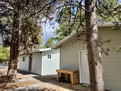 Exterior - 52577 River Pine Rd, La Pine, OR 97739 photo 5 of 6