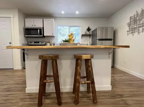 Kitchen - 52577 River Pine Rd, La Pine, OR 97739 photo 8 of 8