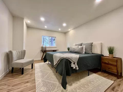 Bedroom - 52577 River Pine Rd, La Pine, OR 97739 photo 1 of 2