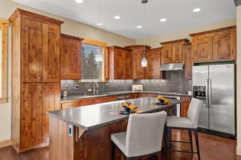 Kitchen - 60431 Snap Shot Loop, Bend, OR 97702 photo 1 of 3