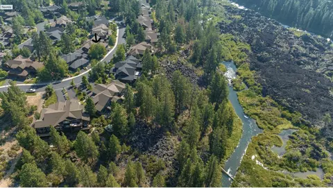 View/Area - 60431 Snap Shot Loop, Bend, OR 97702 photo 1 of 2