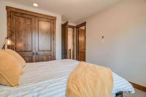 Bedroom - 56647 Dancing Rock Loop, Bend, OR 97707 photo 6 of 7