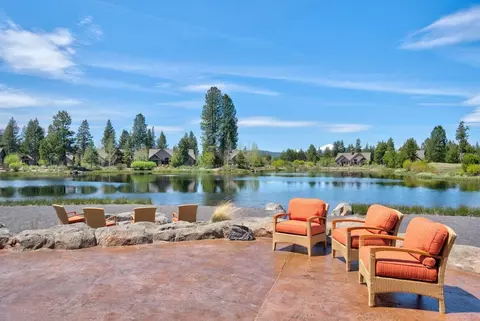 View/Area - 56647 Dancing Rock Loop, Bend, OR 97707 photo 9 of 17
