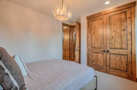 Bedroom - 56647 Dancing Rock Loop, Bend, OR 97707 photo 4 of 7