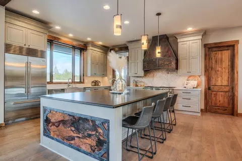 Kitchen - 56647 Dancing Rock Loop, Bend, OR 97707 photo 1 of 5