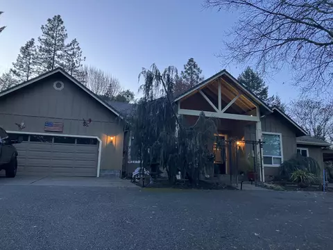 9921 Lower River Rd, Grants Pass, OR 97526
