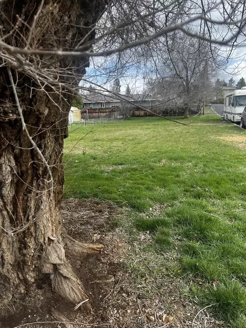 1203 California Ave, Klamath Falls, OR 97601