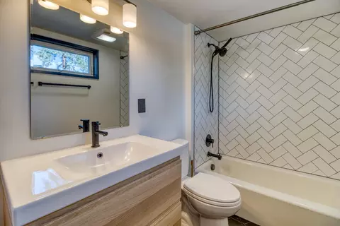 61301 Benham Rd UNIT 8, Bend, OR 97702 photo 6