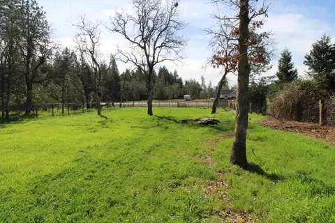 355 Verde Ln, Merlin, OR 97532 photo 35