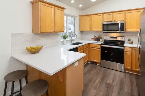 2873 NE Sandy Dr, Bend, OR 97701 photo 5