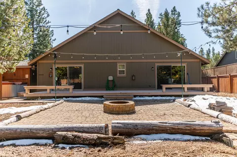 Exterior - 17324 Scaup Dr, Bend, OR 97707 photo 13 of 14