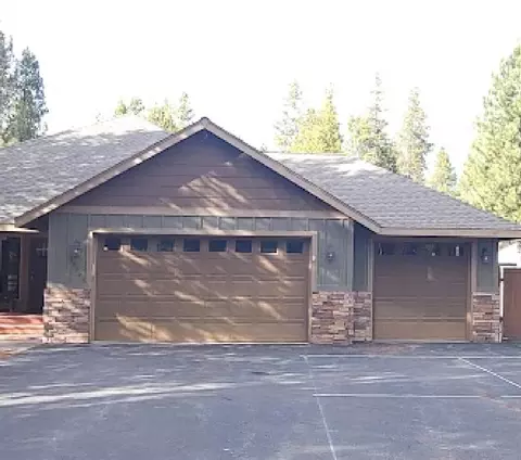 Exterior - 17324 Scaup Dr, Bend, OR 97707 photo 3 of 14