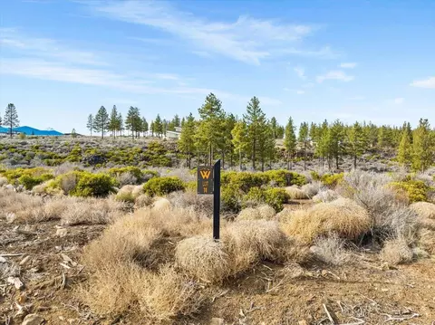 Undisclosed, Bend, OR 97703 photo 2