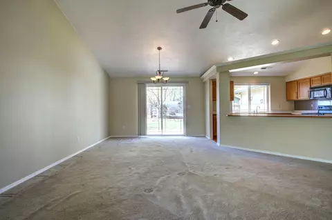 Other - 1147 Hampton Dr, Central Point, OR 97502 photo 4 of 11