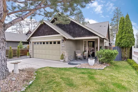 61597 Mill Terrace Pl, Bend, OR 97702