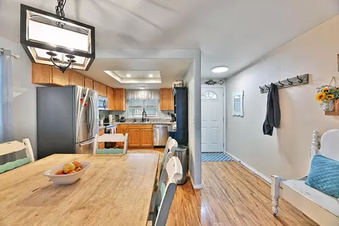 677 Andrea Way, Eagle Point, OR 97524 photo 5