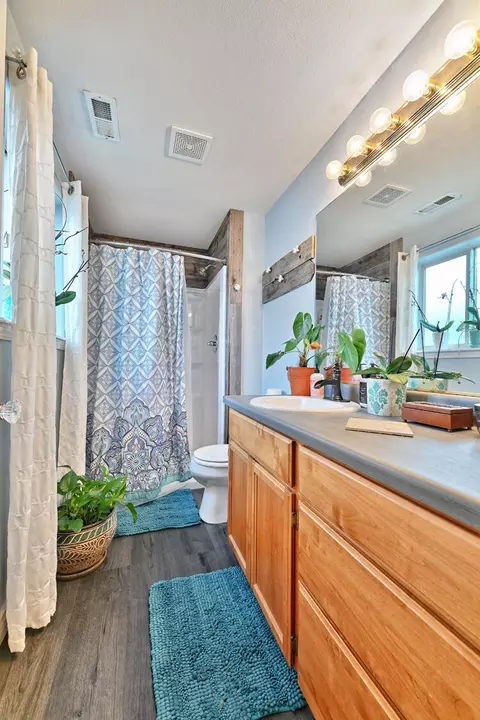 677 Andrea Way, Eagle Point, OR 97524 photo 12
