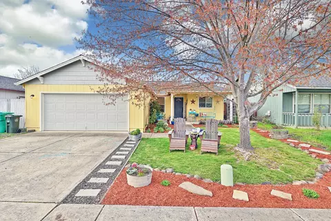 677 Andrea Way, Eagle Point, OR 97524