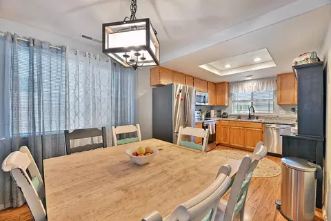 677 Andrea Way, Eagle Point, OR 97524 photo 4