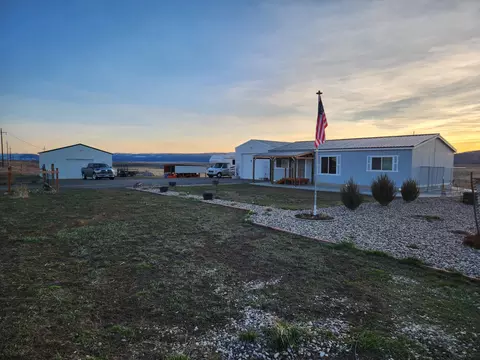18590 Tunnel Hill Rd, Lakeview, OR 97630