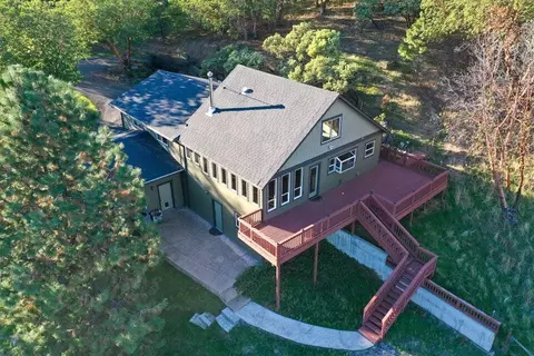 1756 Pair-a-dice Ranch Rd, Jacksonville, OR 97530
