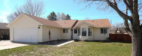 4842 Lombard Dr, Klamath Falls, OR 97603