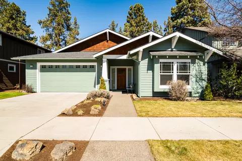 61745 Darla Pl, Bend, OR 97702