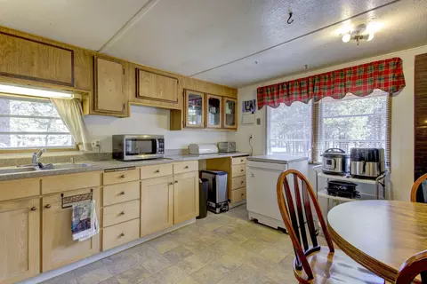 52995 Loop Dr, La Pine, OR 97739 photo 9