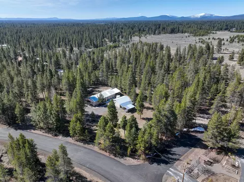 52995 Loop Dr, La Pine, OR 97739 photo 3