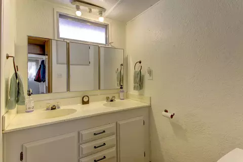 52995 Loop Dr, La Pine, OR 97739 photo 15