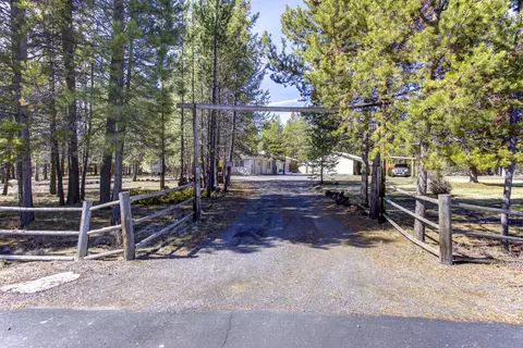 52995 Loop Dr, La Pine, OR 97739 photo 39