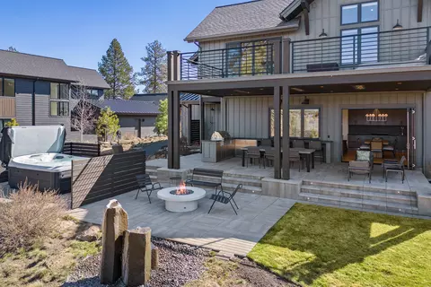 61925 Hosmer Lake Dr, Bend, OR 97702 photo 42