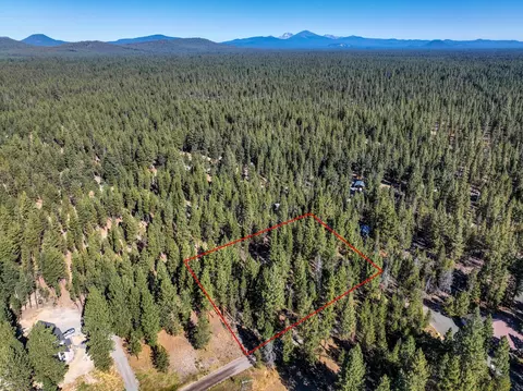 15372 Deer Ave, La Pine, OR 97739