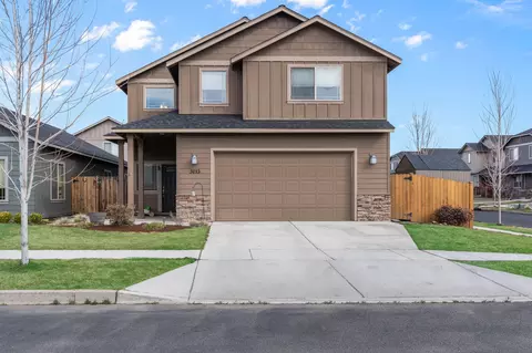 3013 NW Alder Pl, Redmond, OR 97756