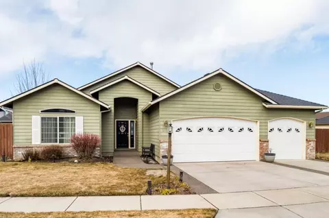 2156 SE Harley Ln, Bend, OR 97702