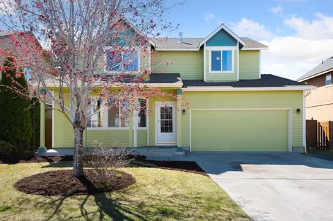 3074 SW Obsidian Ln, Redmond, OR 97756